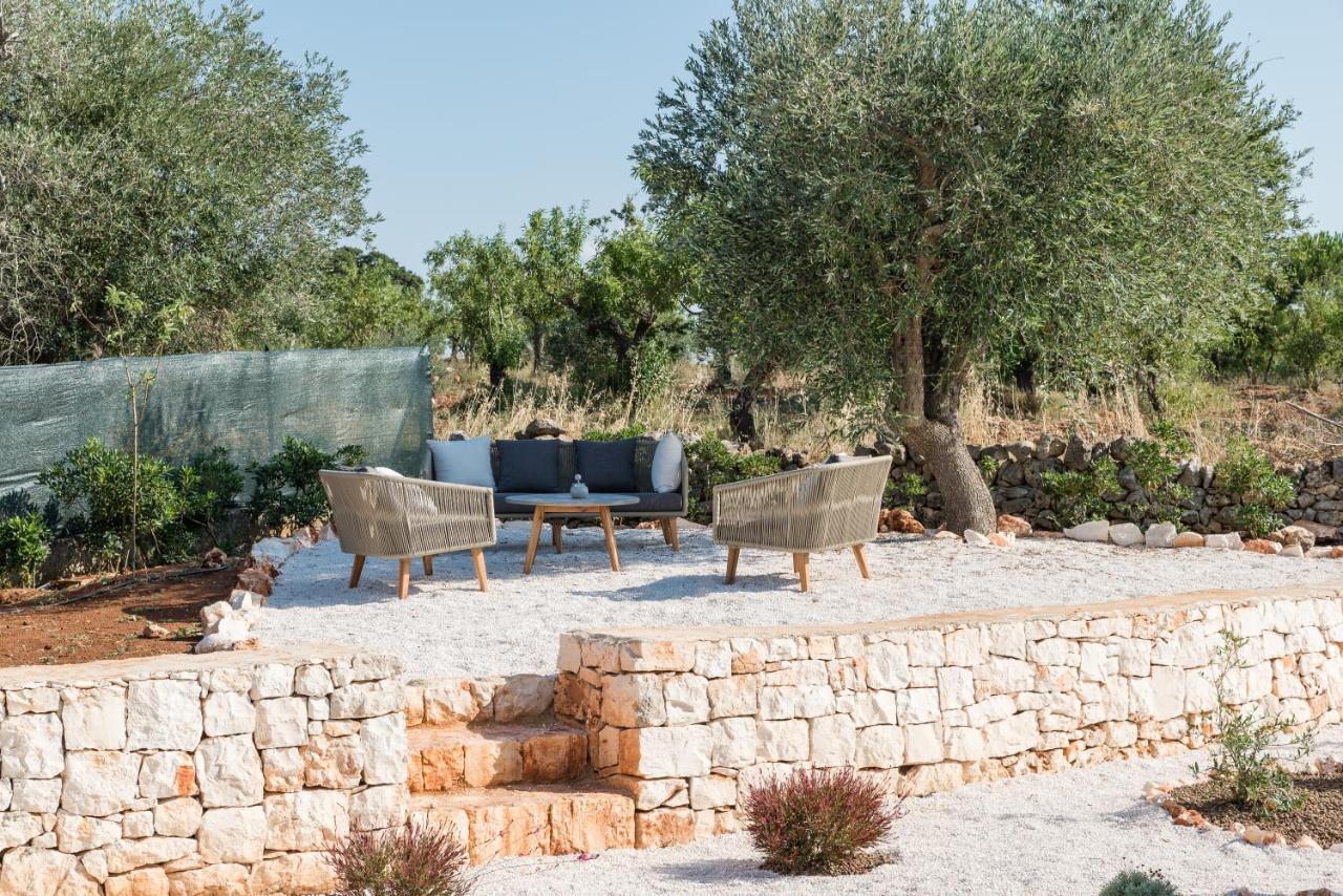 Tenuta Traghetto Остуни Экстерьер фото