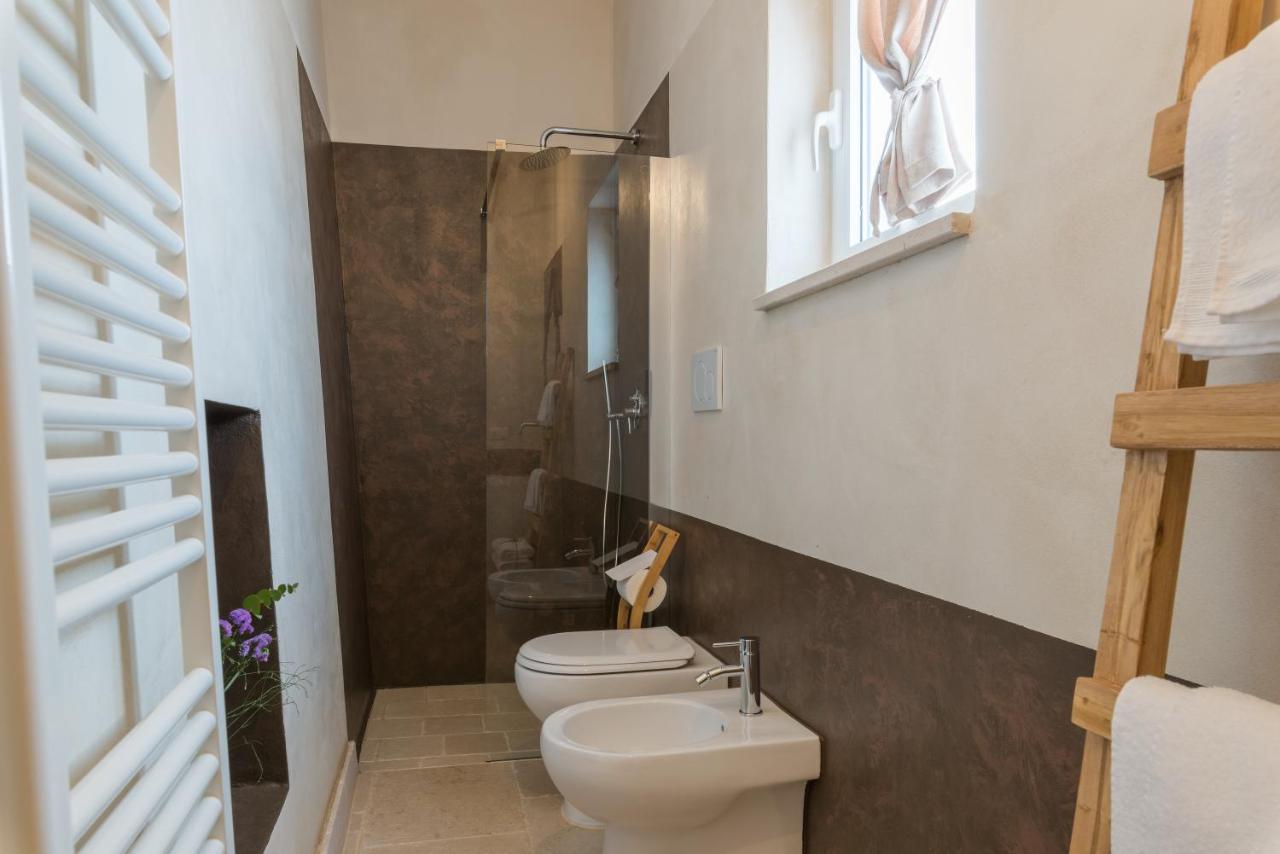 Tenuta Traghetto Остуни Экстерьер фото