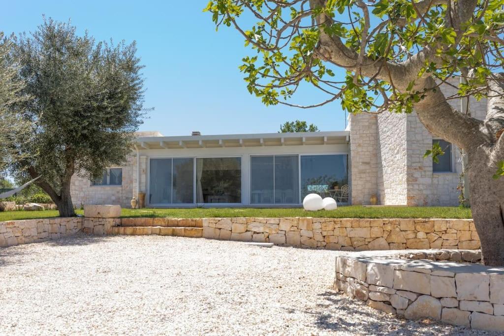 Tenuta Traghetto Остуни Экстерьер фото