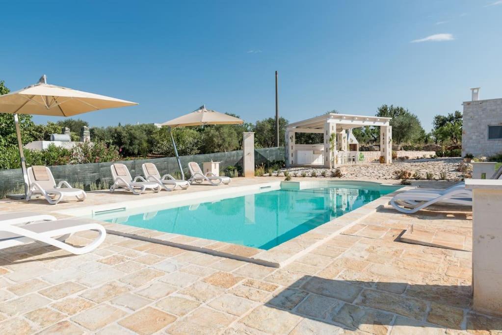 Tenuta Traghetto Остуни Экстерьер фото